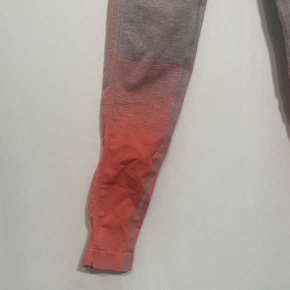 Gymshark LIKE NEW high rise fitted full length ombre booty leggings size XS - Picture 5 of 8